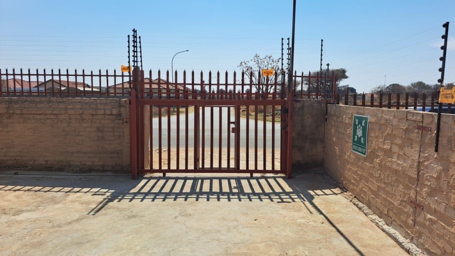 7 Bedroom Property for Sale in Mmabatho North West